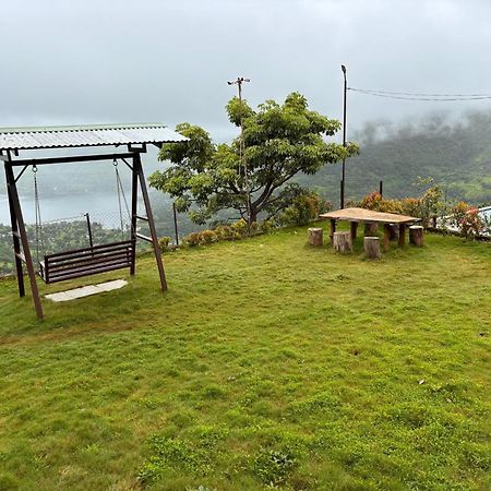 Paramount 3 Ac Bedrooms Hall Garden With Lake View 潘奇加尼 外观 照片